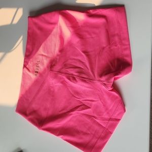 Nobull shorts NWOT